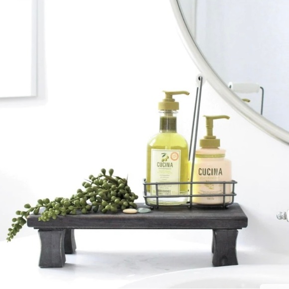 Farmhouse Plant Riser - Picture 3 of 3